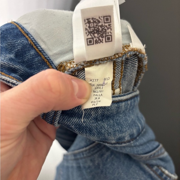 Madewell The Tall Curvy '90s Straight Crop Jean in Hazeldell Wash Size 33T - Picture 5 of 5